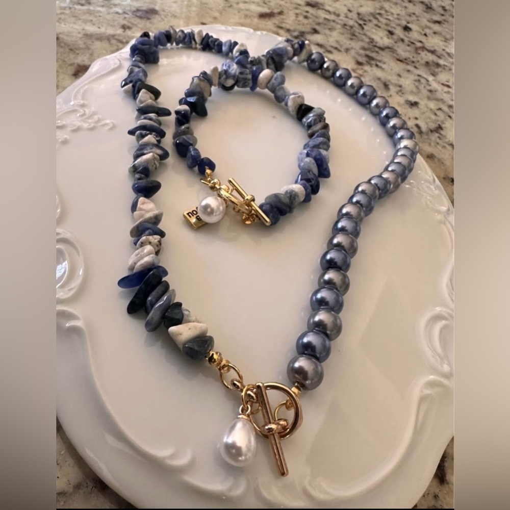 Elegant Blue and Silver Beaded Necklace Set